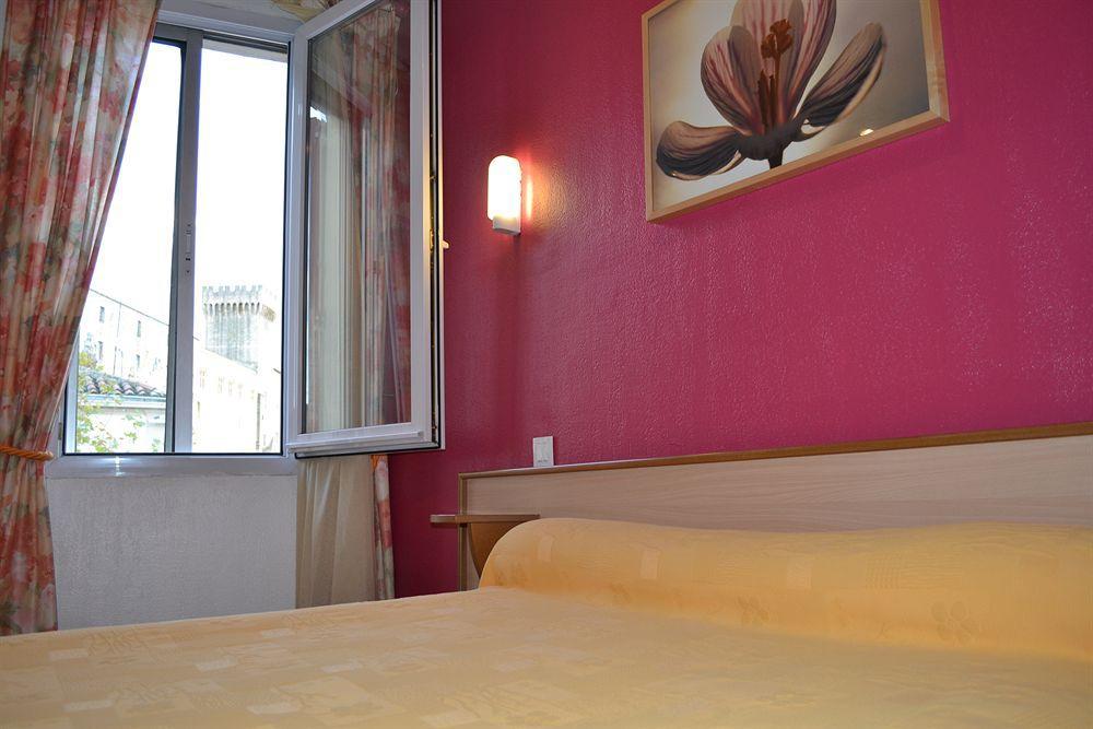 D'angleterre, 3*