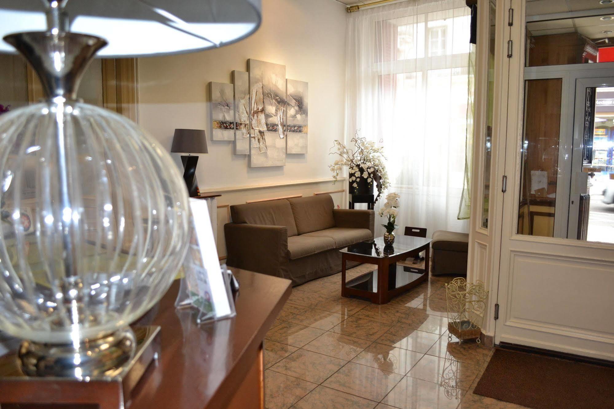 D'angleterre, Hotel 3*