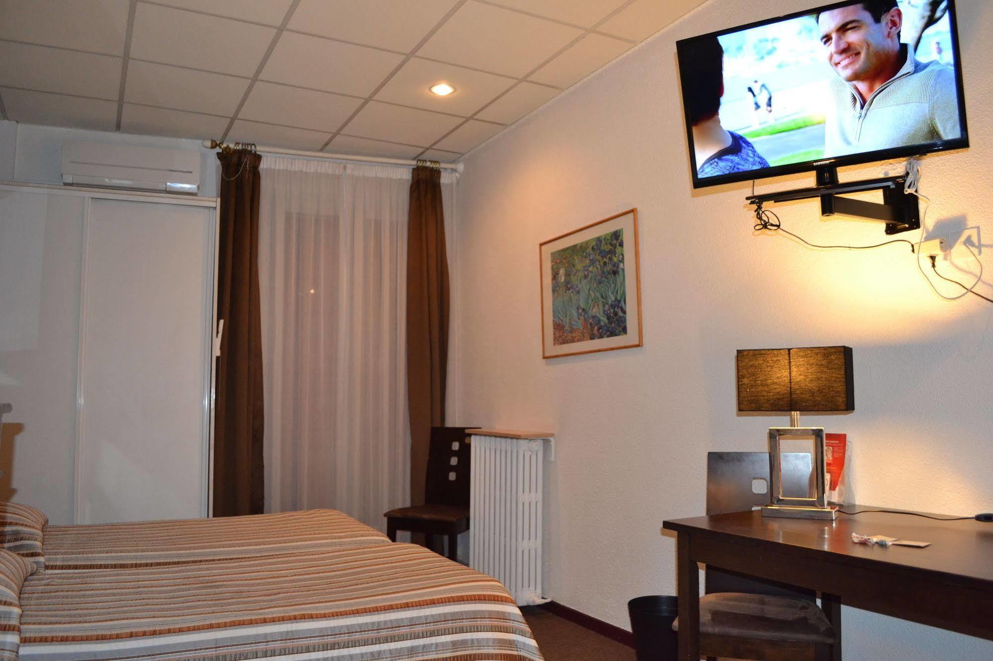 D'angleterre, 3*